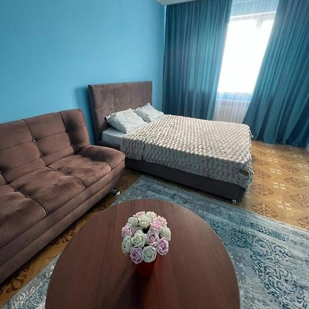 1 Комнатная Квартира В 15 Минутах От Аэропорта Алмати Екстер'єр фото